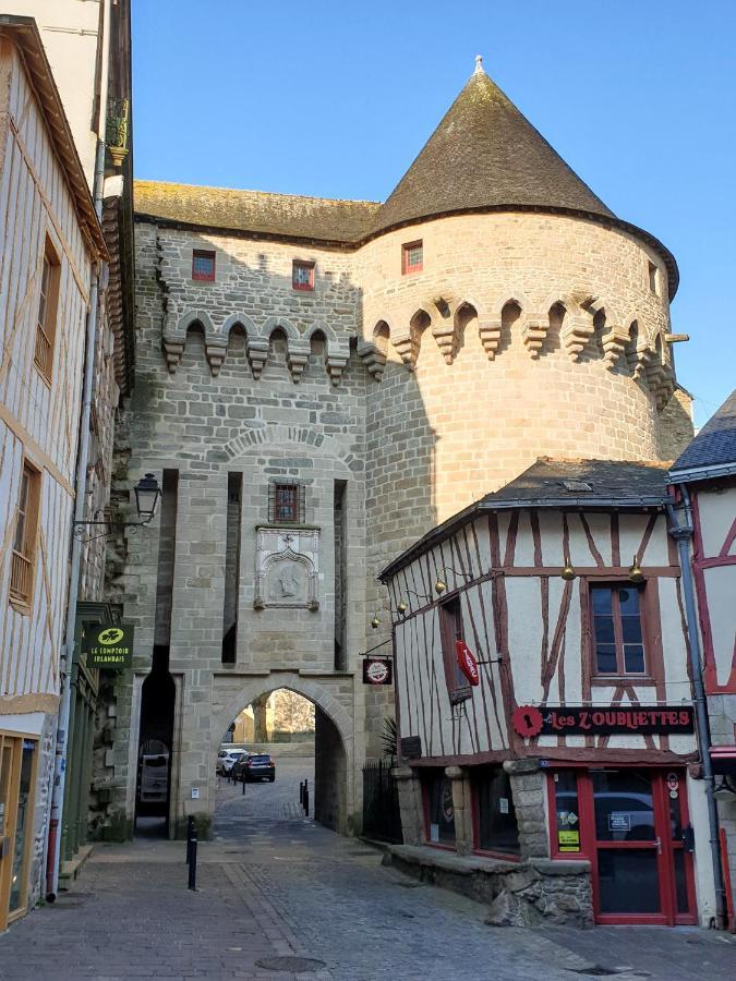 Les Suites Du Colonel Vannes Exterior foto